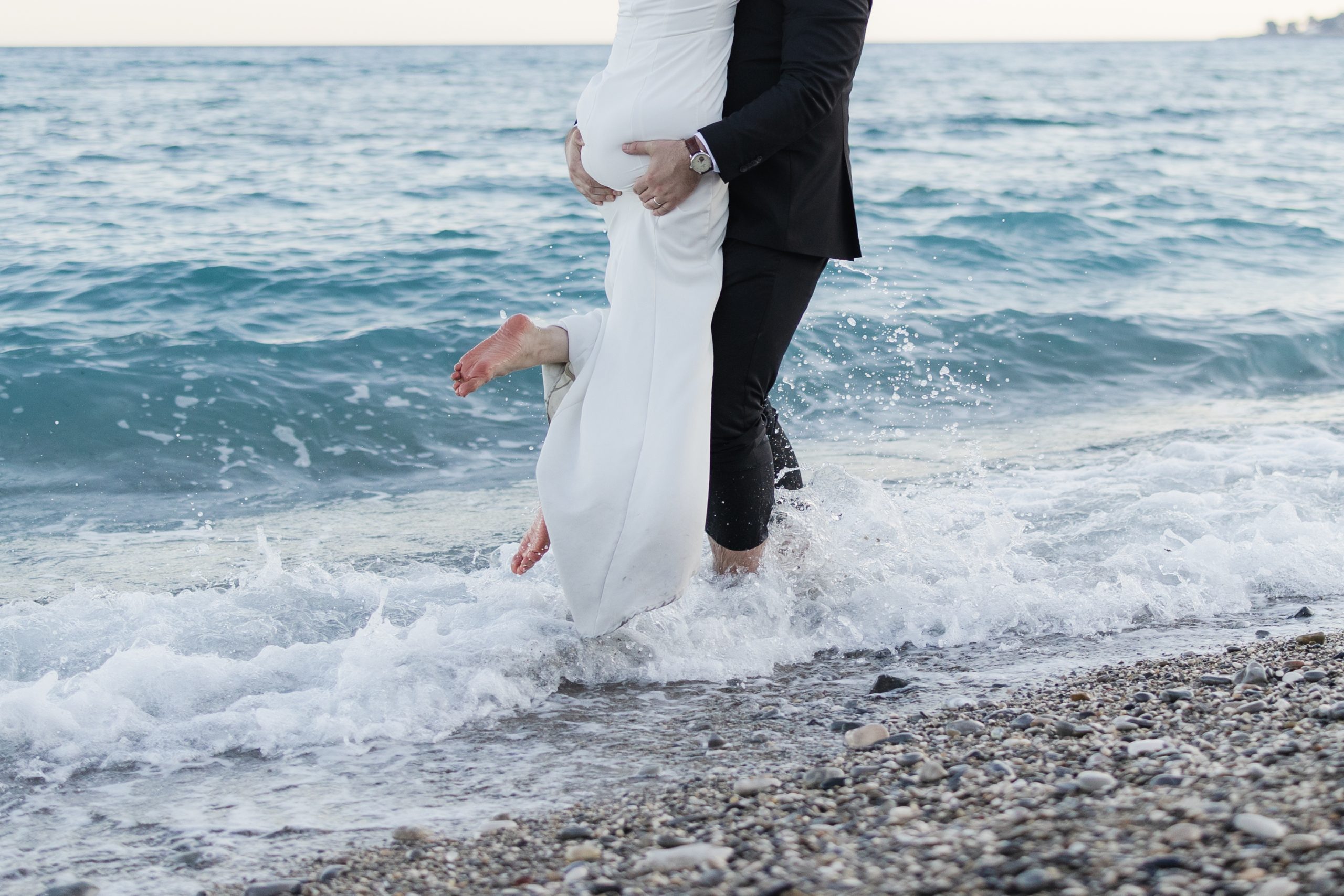 Menton elopement in France